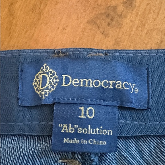 Democracy NWT Absolution Kick Flare Blue Jeans with Frayed Hem Size 10 - Picture 10 of 14